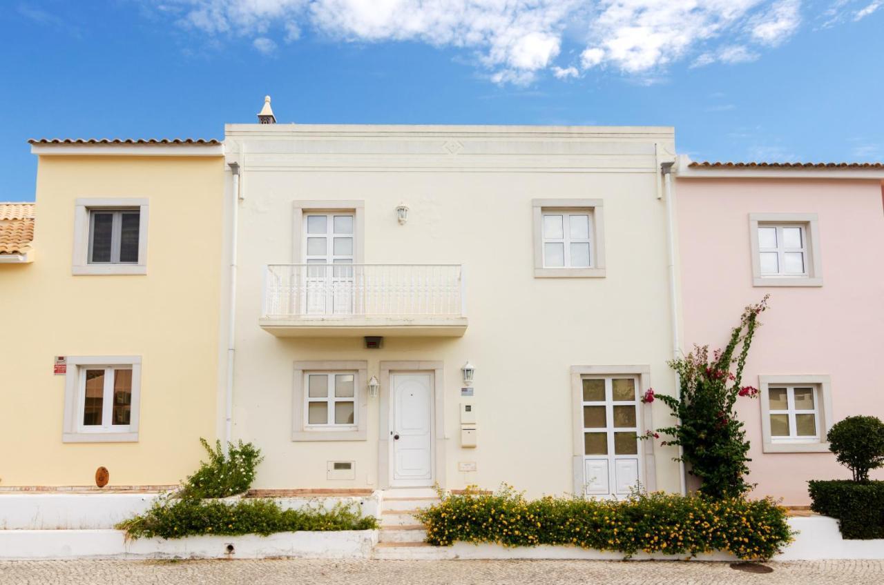 Charming House In Vilamoura With Shared Pool Eksteriør bilde